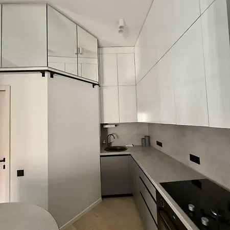 Domillion 2bdr New On Pilies St Διαμέρισμα