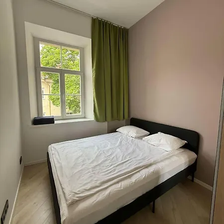 Apartment Domillion 2bdr New On Pilies St *